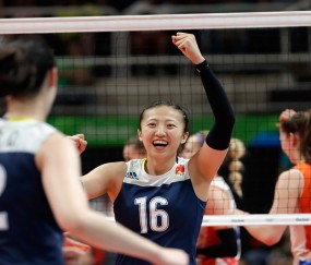 开云体育直播-逆转之夜，当NBA季后赛焦点战遇上利物浦末节带走曼城