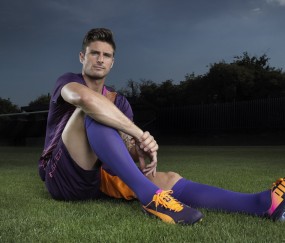 开云在线直播-开拓者对阵深圳队，詹姆斯节奏完全掌控，一场跨洋篮球哲学的对话