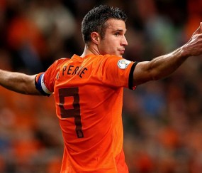 开云体育入口-逆转的轰鸣，皮亚斯特里点燃赛场，阿斯顿马丁撼动红牛王朝