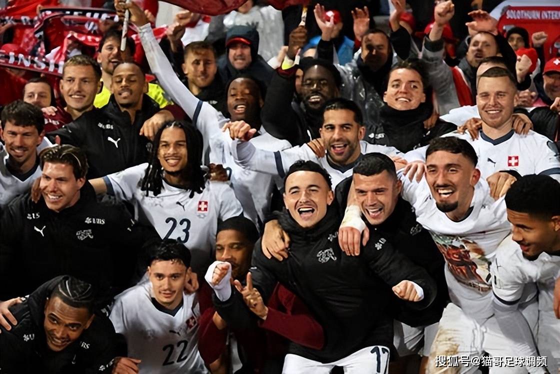 欧洲国家队举行激烈拼抢，争夺晋级机会