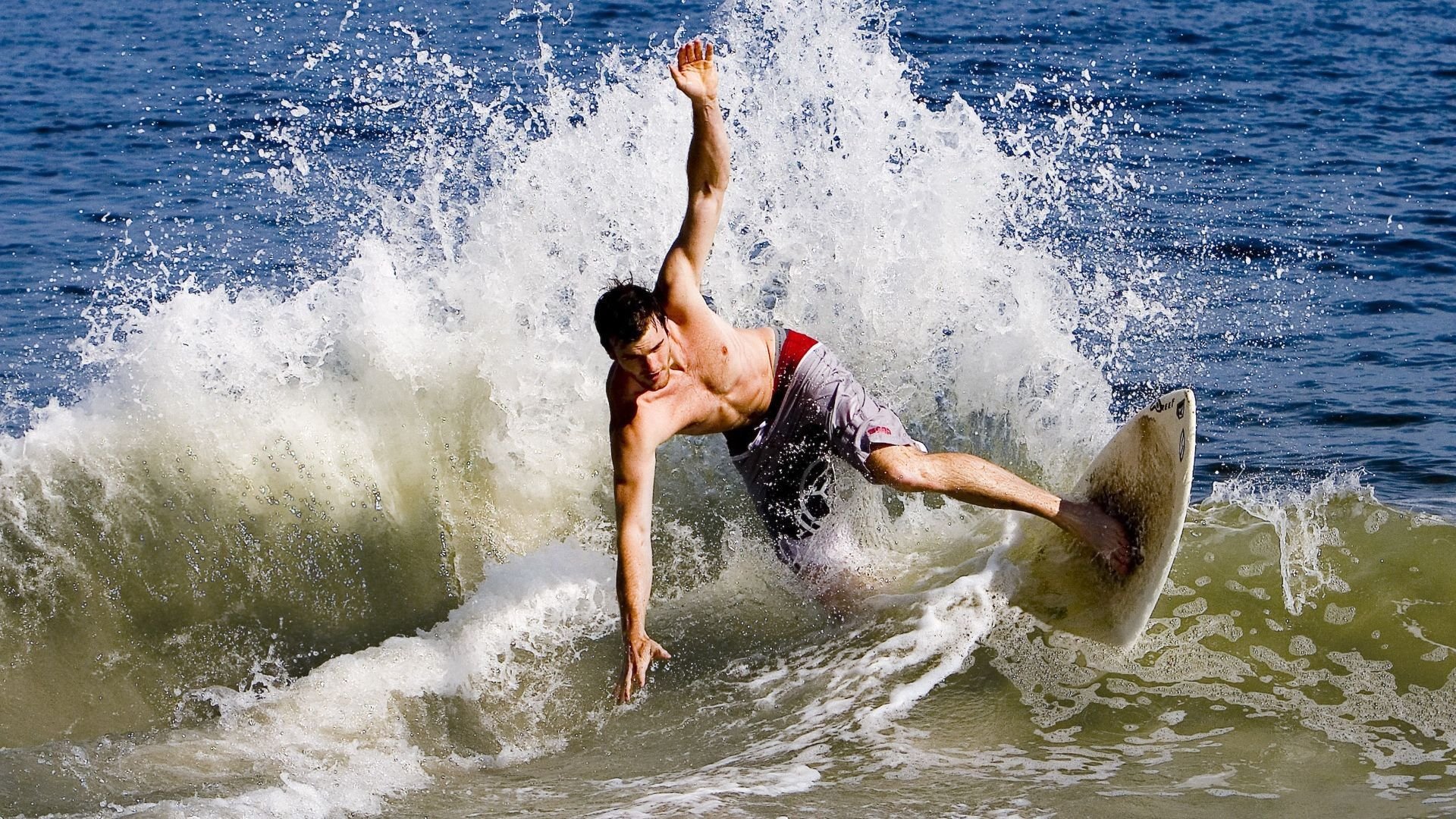 荷兰逆转墨西哥，加维的关键先生时刻如何改写足球叙事