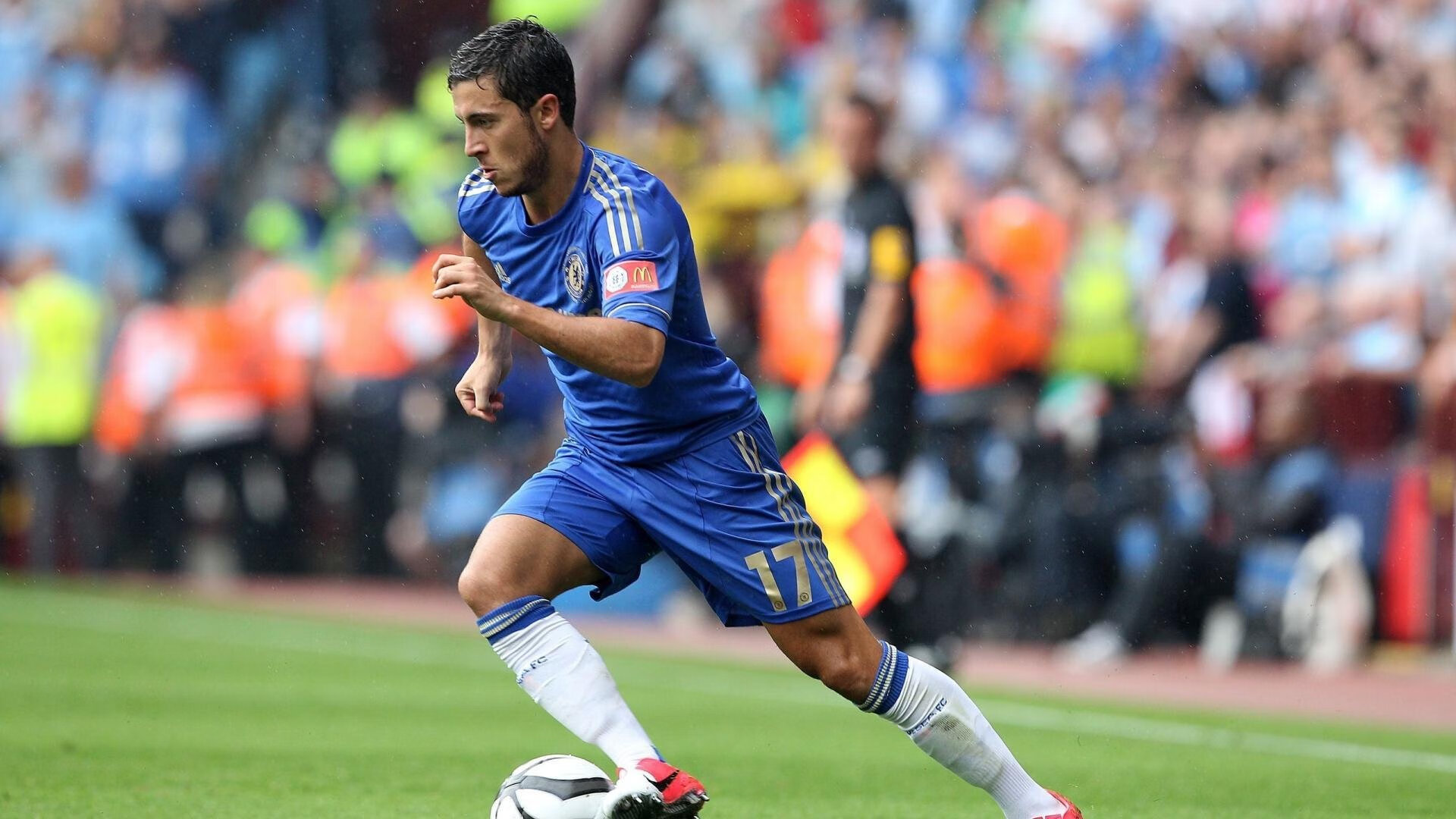 赛道与绿洲,当F1争冠战火燃向撒哈拉